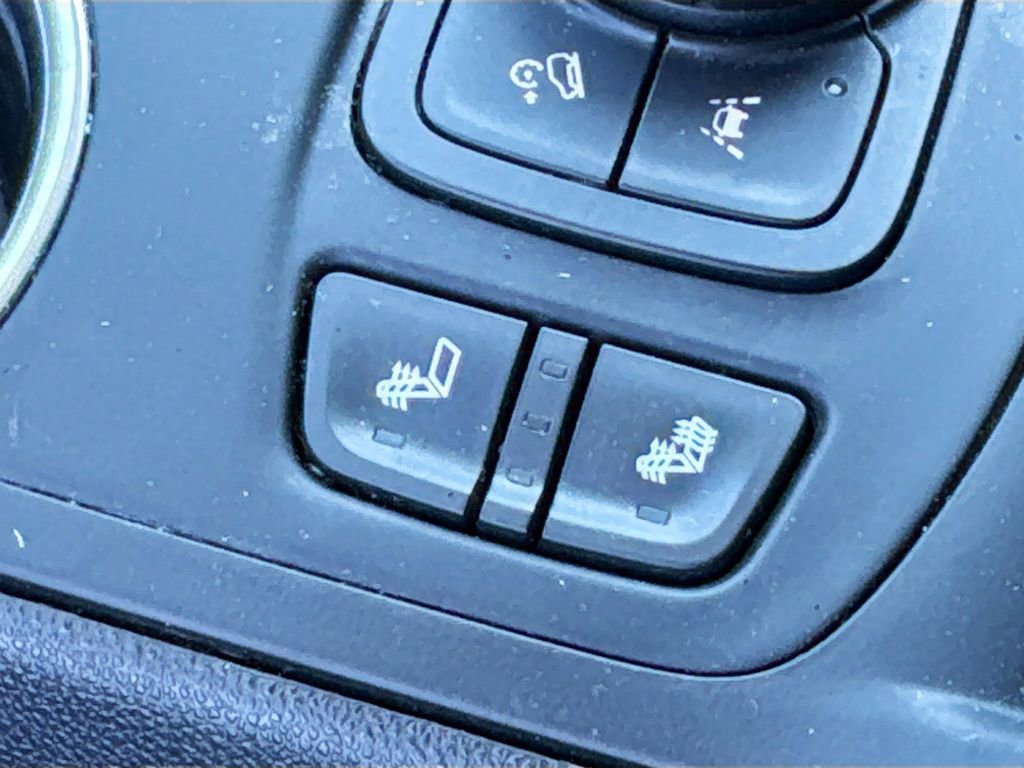 Used 2021 GMC Terrain SLE w/ Driver Convenience Package AWD/4WD image 19