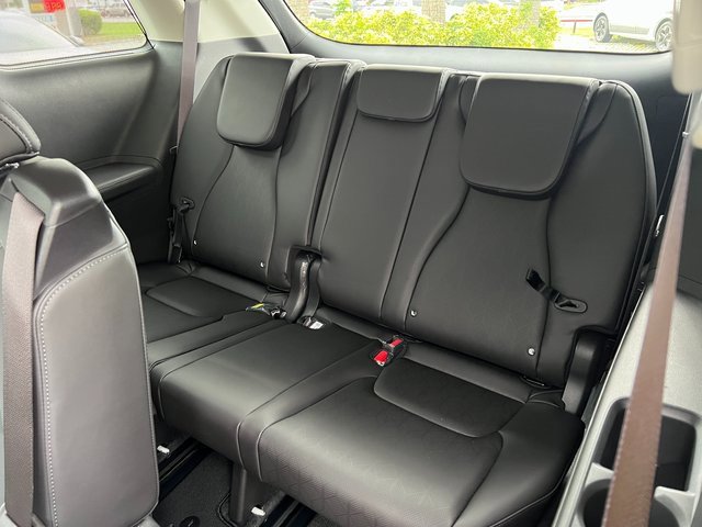 New 2026 Kia Carnival SX w/ SX Dark Edition Package image 33