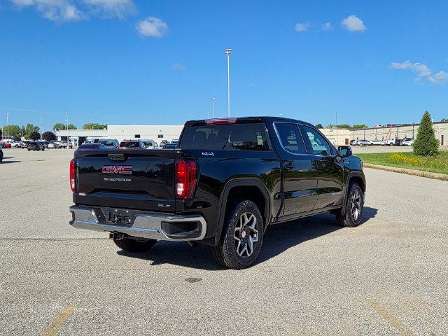 Used 2023 GMC Sierra 1500 SLE AWD/4WD image 5