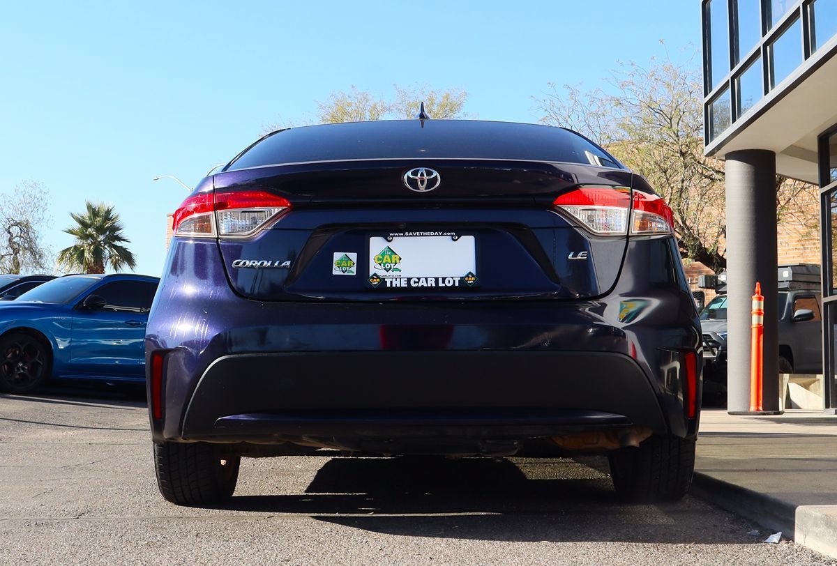 Used 2022 Toyota Corolla LE FWD image 12