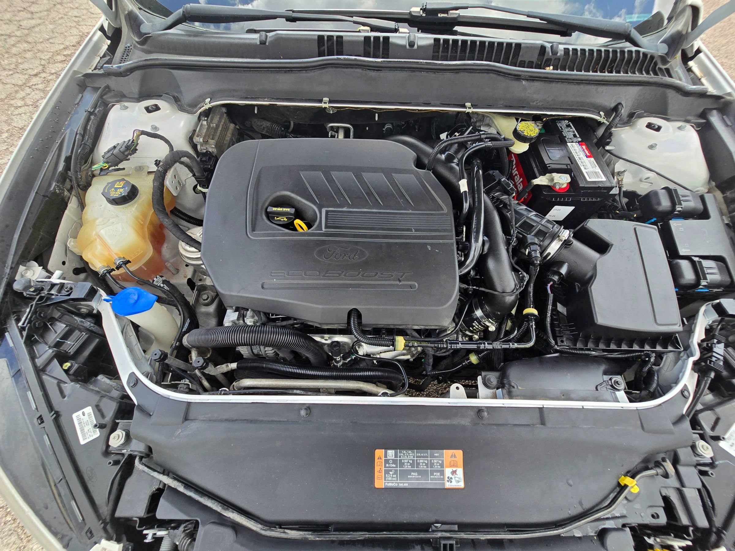 Used 2016 Ford Fusion SE w/ Equipment Group 202A FWD image 18