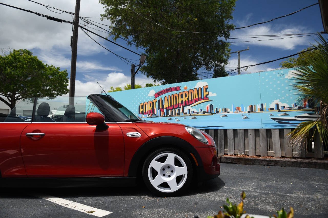 Used 2016 MINI Cooper S FWD image 36