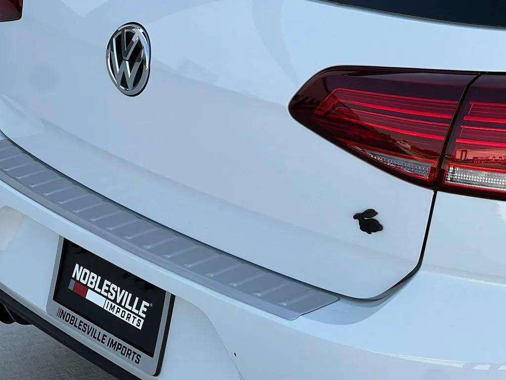 Used 2020 Volkswagen GTI SE FWD image 27