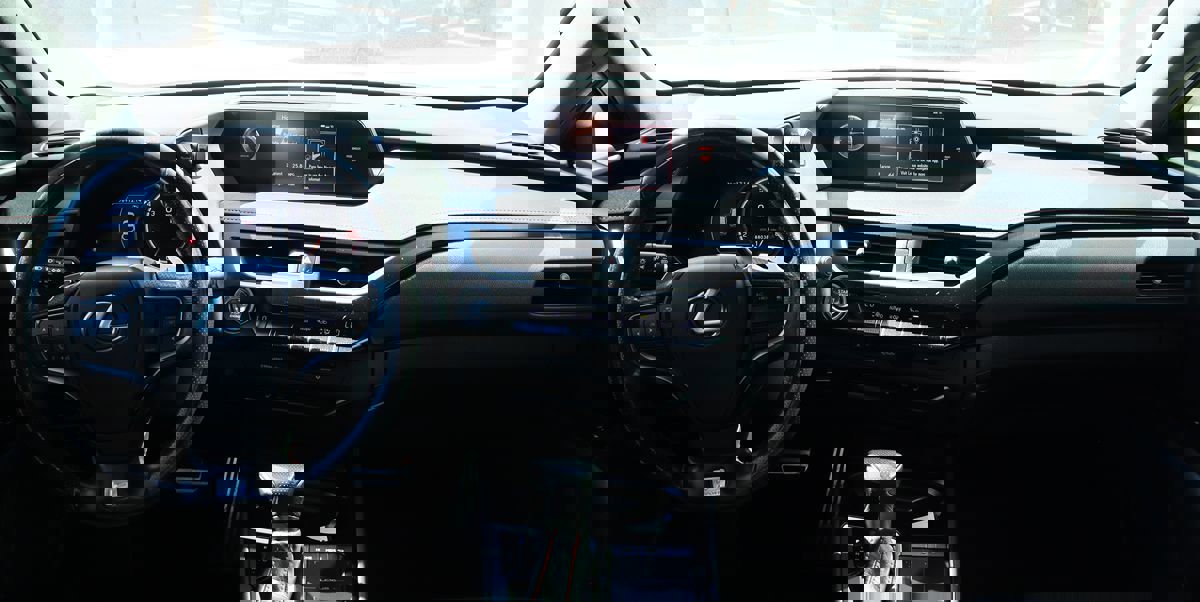 Used 2019 Lexus UX 200 F Sport w/ F Sport Premium Package image 32