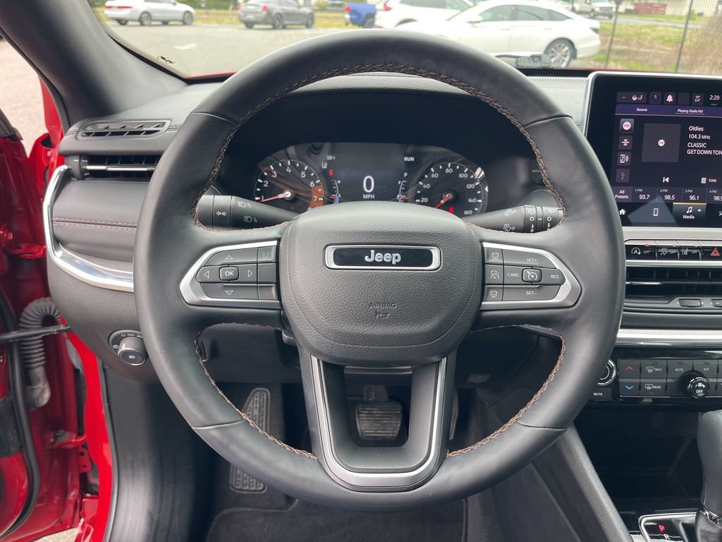 Certified 2022 Jeep Compass Limited AWD/4WD image 15
