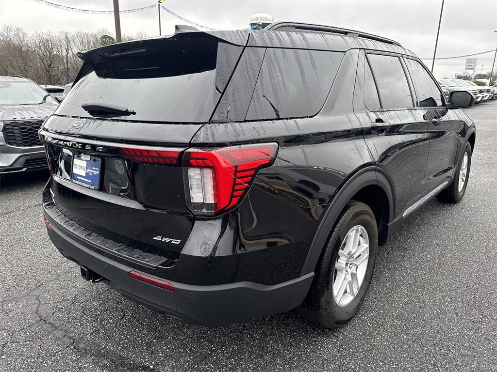 Used 2025 Ford Explorer Active image 7