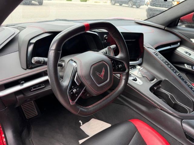 Used 2021 Chevrolet Corvette Stingray Premium Conv w/ Z51 Performance Package image 3