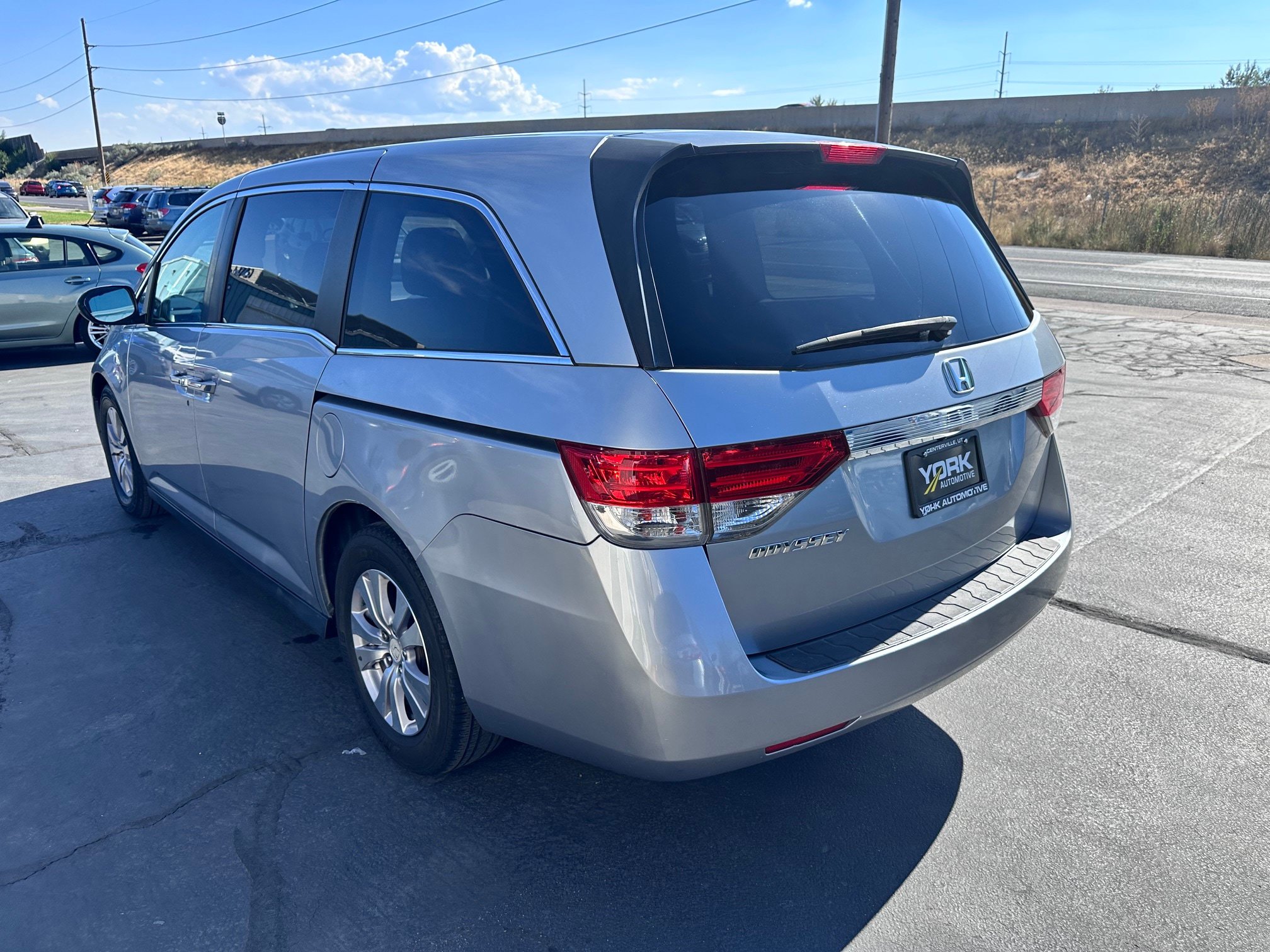 Used 2017 Honda Odyssey EX image 4