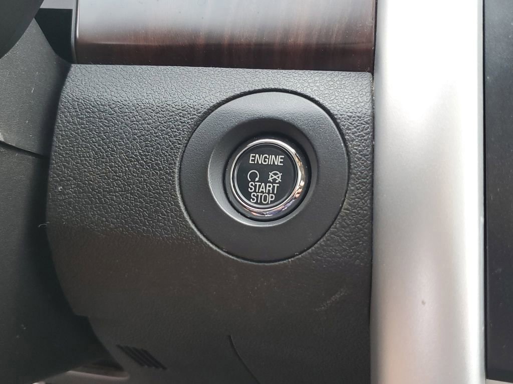 Used 2012 Ford Edge Limited FWD image 28