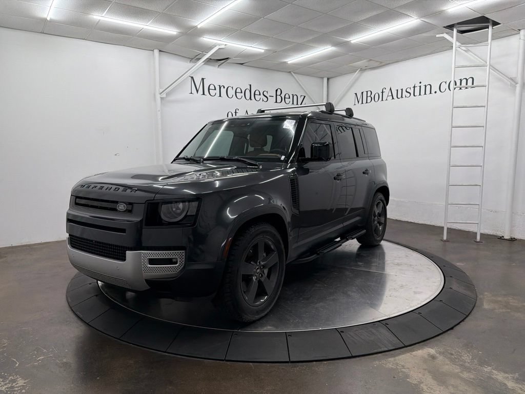 Used 2025 Land Rover Defender 110 S AWD/4WD image 3