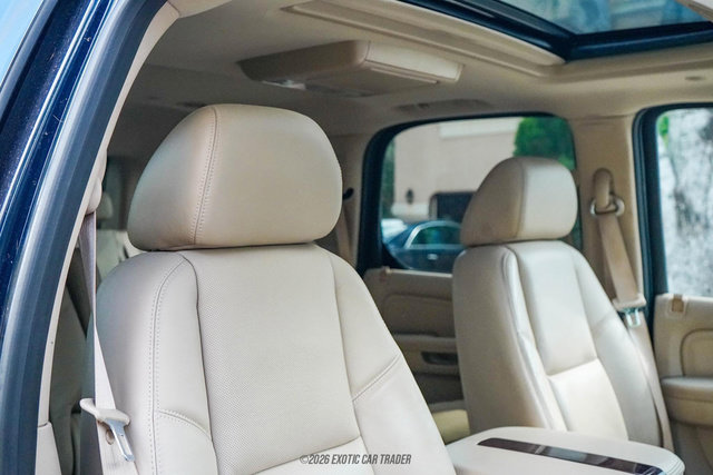 Used 2009 Cadillac Escalade AWD image 76