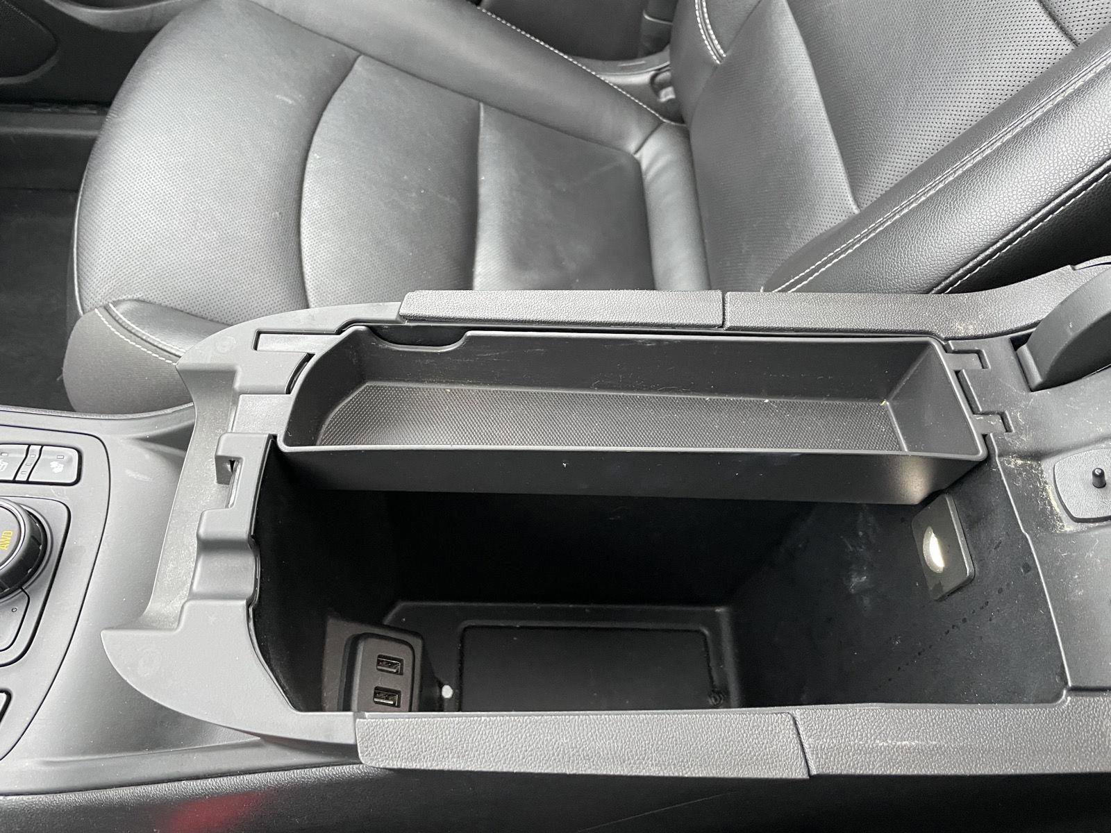 Used 2022 GMC Terrain SLT image 32