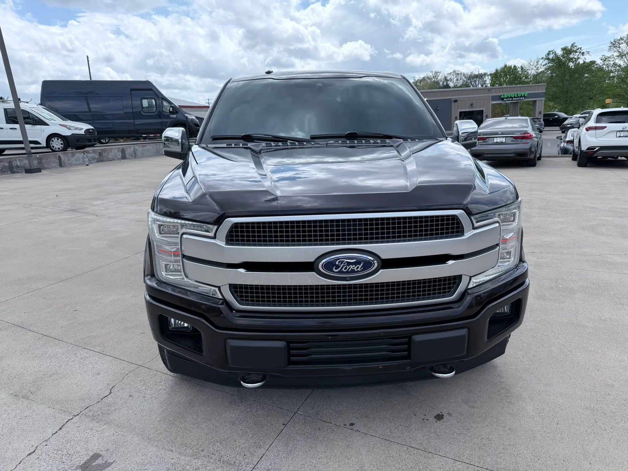 Used 2019 Ford F150 Platinum w/ Equipment Group 701A Luxury image 10