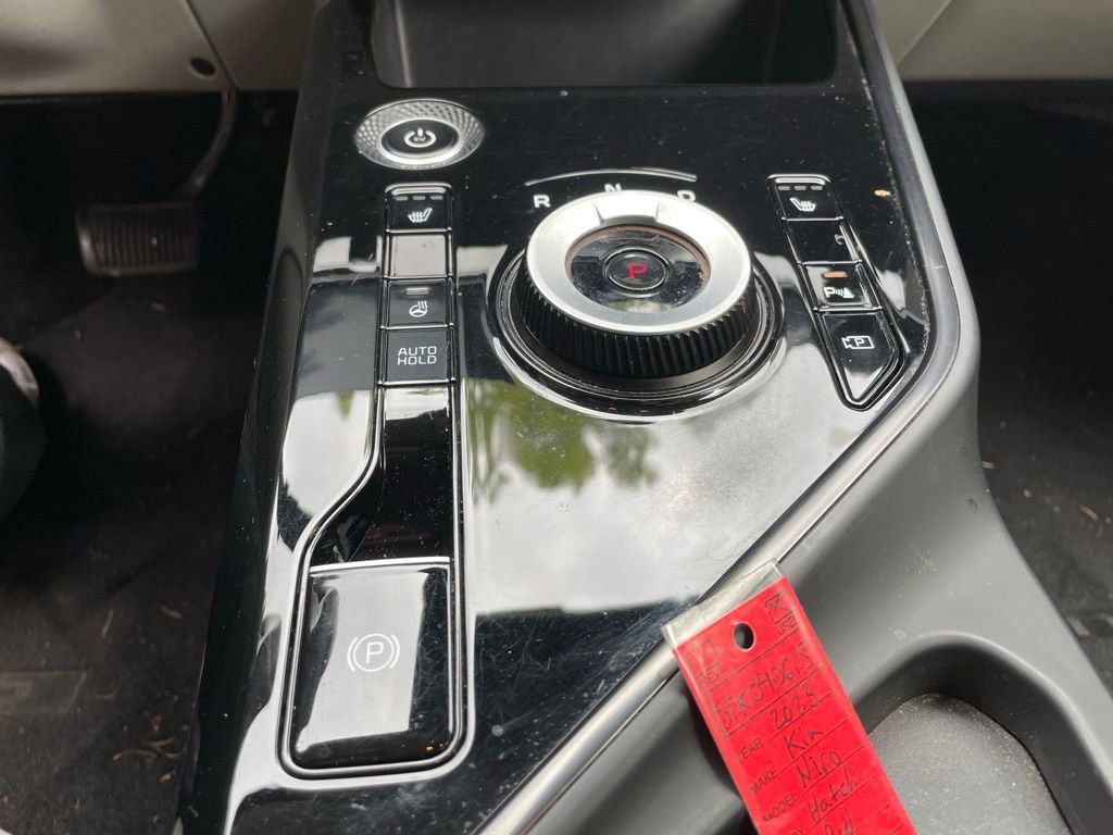 Used 2023 Kia Niro Wind w/ Wind Preserve Package FWD image 18
