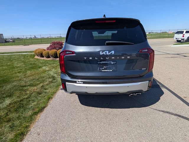 Used 2023 Kia Telluride S w/ S Sunroof Package AWD/4WD image 8