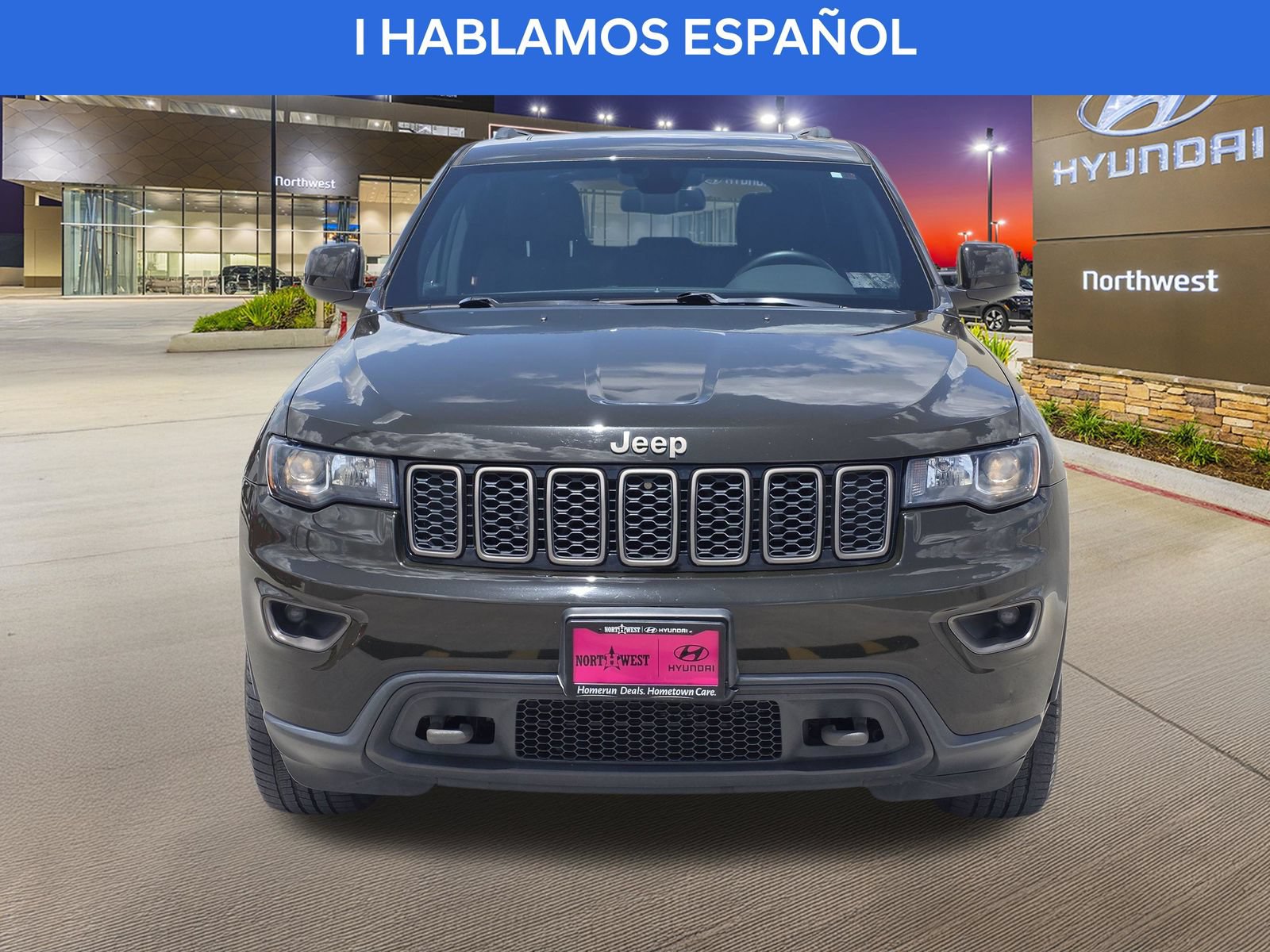 Used 2016 Jeep Grand Cherokee Laredo 75th Anniversary AWD/4WD image 5