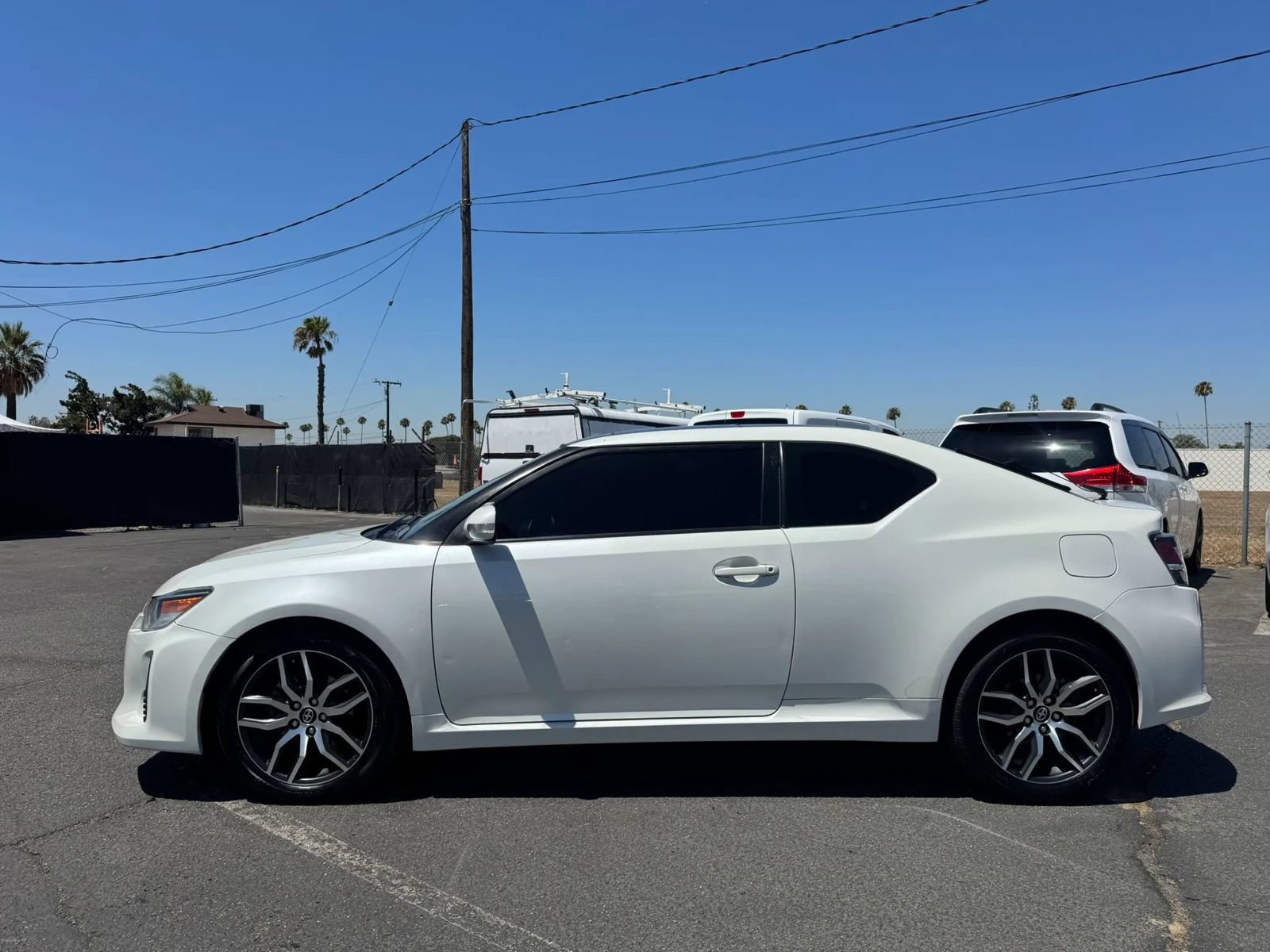 Used 2016 Scion tC FWD image 2
