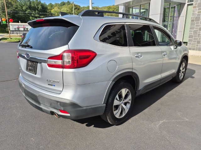 Used 2020 Subaru Ascent Premium w/ Convenience Package AWD/4WD image 3