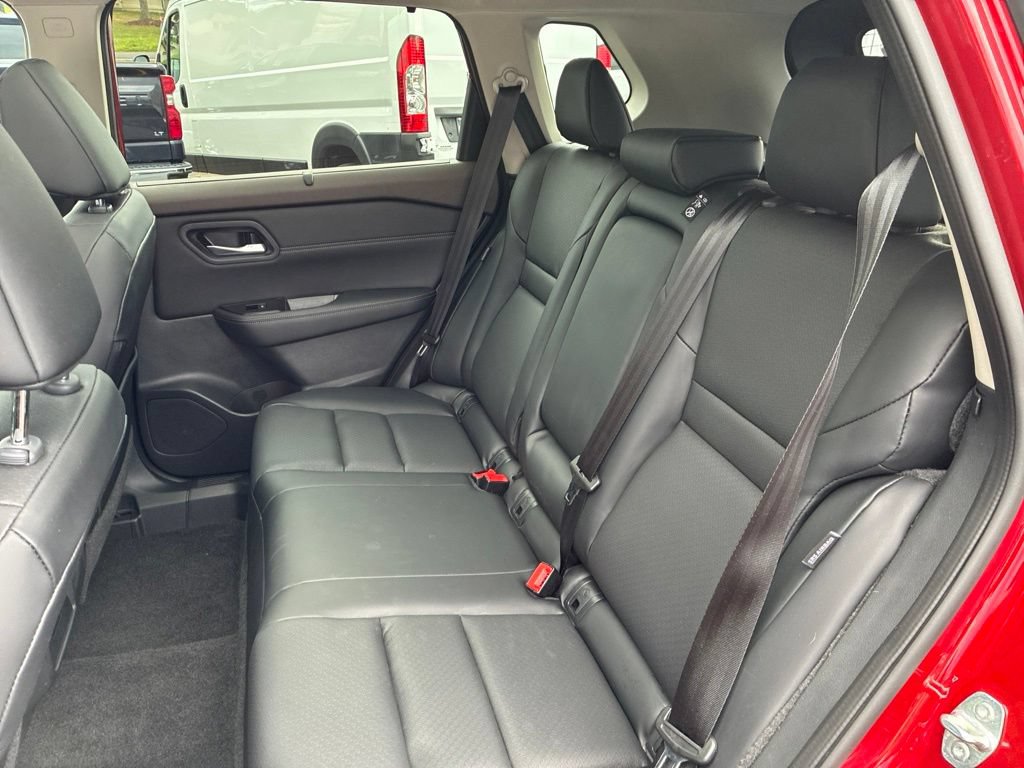 Certified 2023 Nissan Rogue SV w/ SV Premium B Package AWD/4WD image 26
