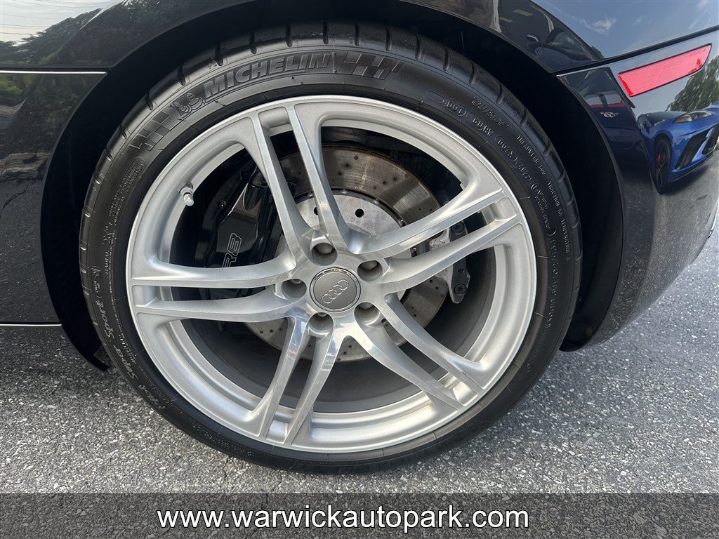 Used 2011 Audi R8 V8 AWD/4WD image 10