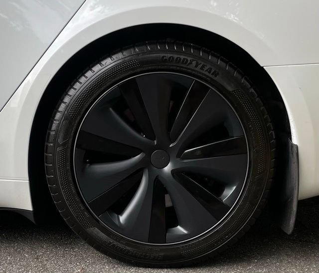 Used 2022 Tesla Model S AWD/4WD image 6