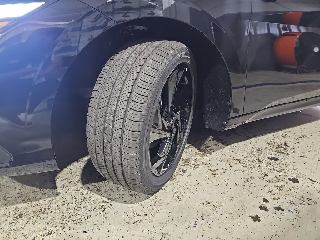 New 2026 Hyundai Elantra Sport image 34