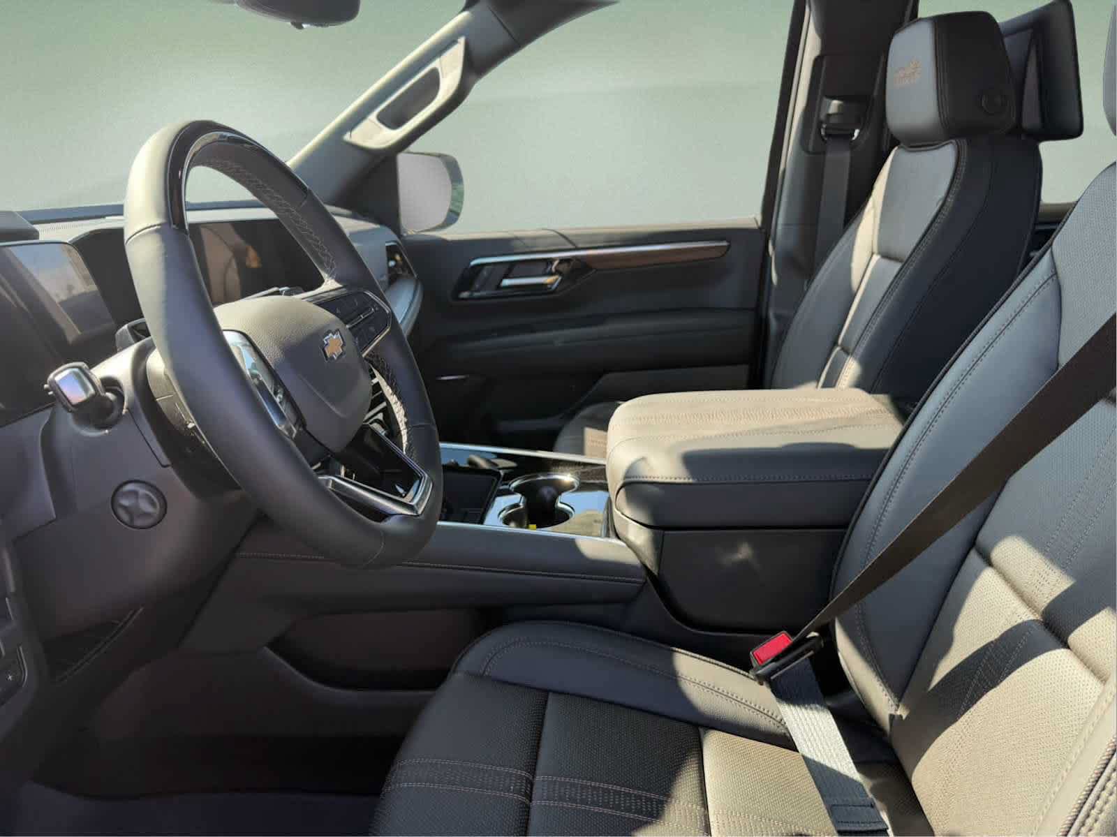 New 2026 Chevrolet Tahoe High Country AWD/4WD image 9