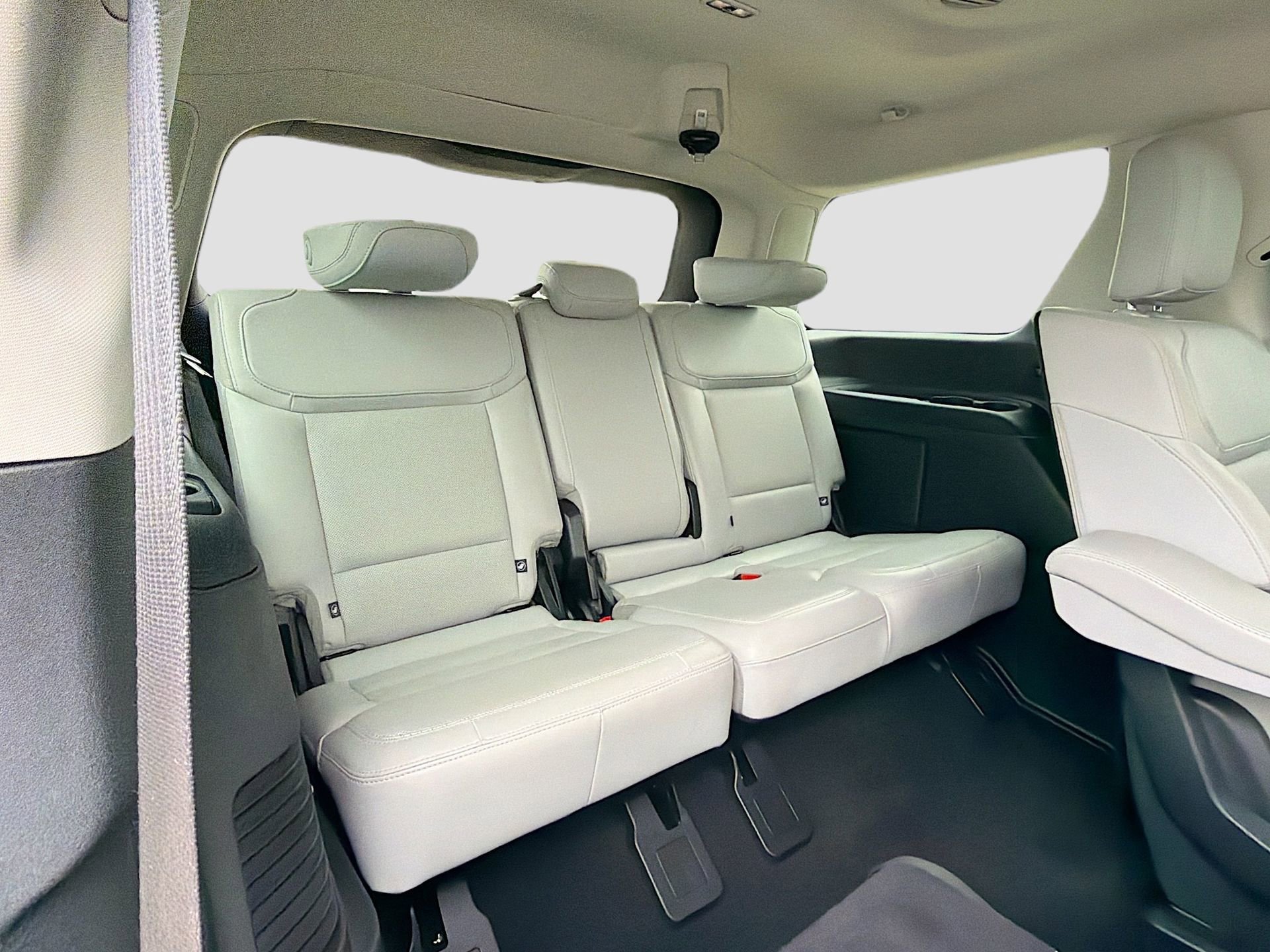 Used 2025 Ford Expedition Platinum AWD/4WD image 31