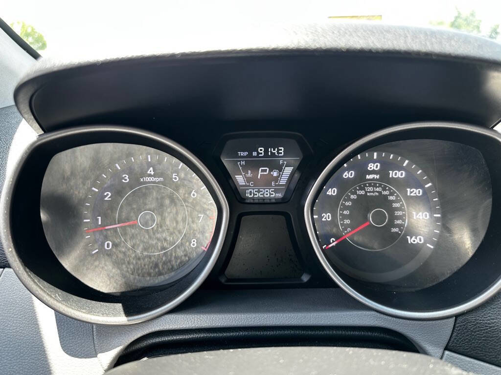 Used 2016 Hyundai Elantra SE image 15