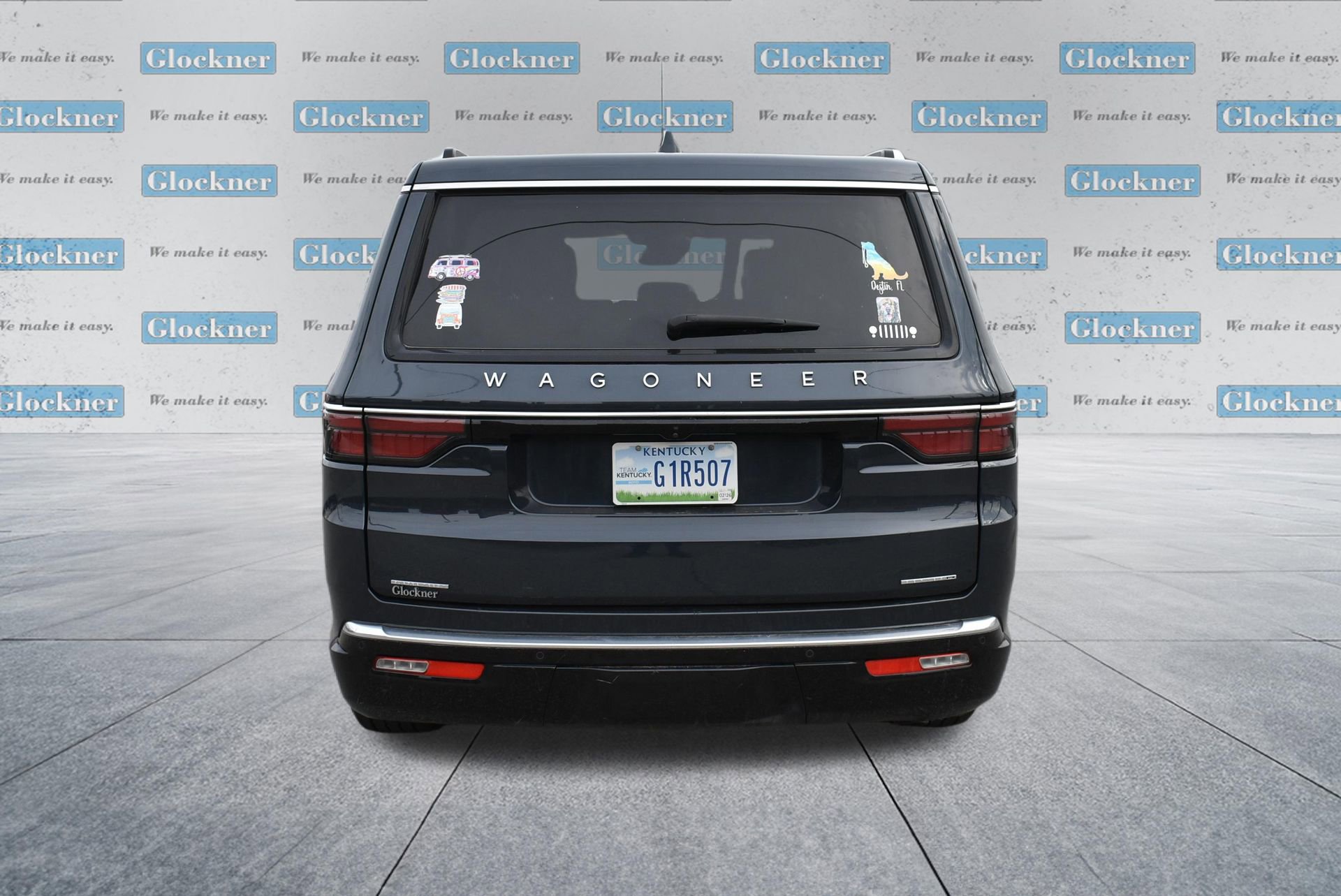 Used 2023 Jeep Wagoneer Series III w/ Rear Seat Video Group 1 image 14