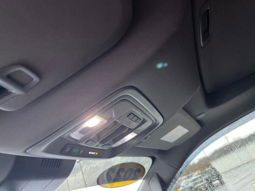 Used 2022 GMC Sierra 1500 Denali w/ Technology Package AWD/4WD image 17