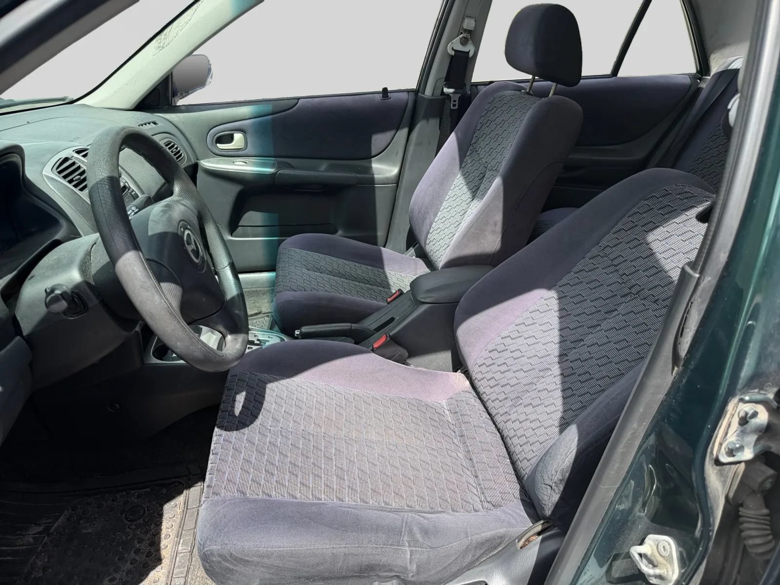 Used 2003 MAZDA Protege FWD image 10