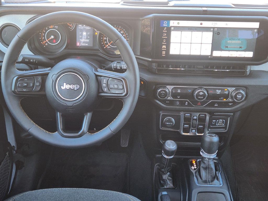 Used 2024 Jeep Wrangler Unlimited Sport AWD/4WD image 12