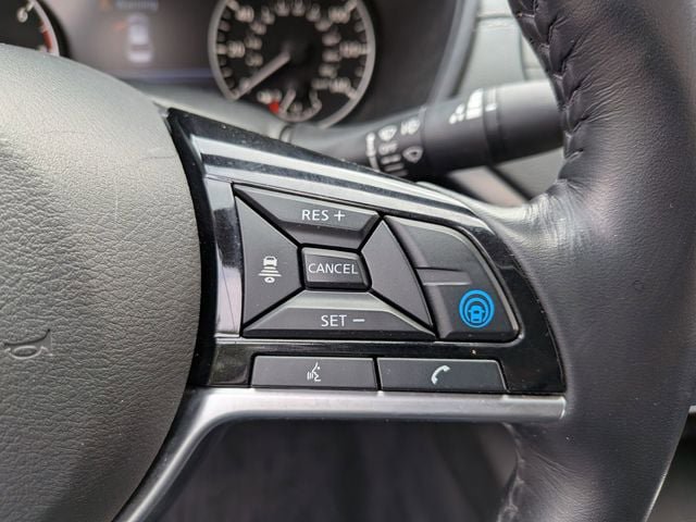 Used 2019 Nissan Altima 2.5 SV AWD/4WD image 16