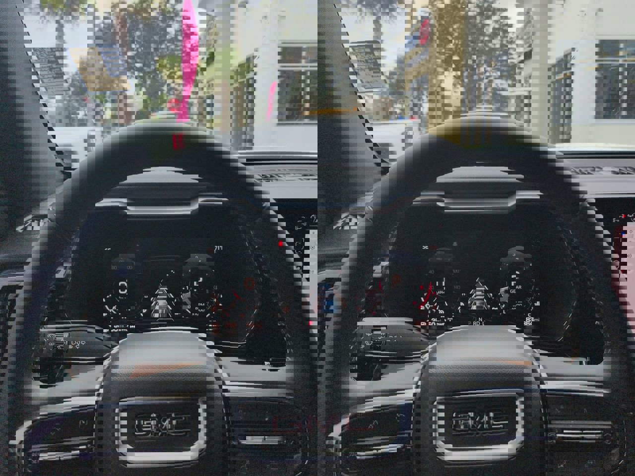 Certified 2025 GMC Canyon AT4 w/ AT4 Premium Package image 36