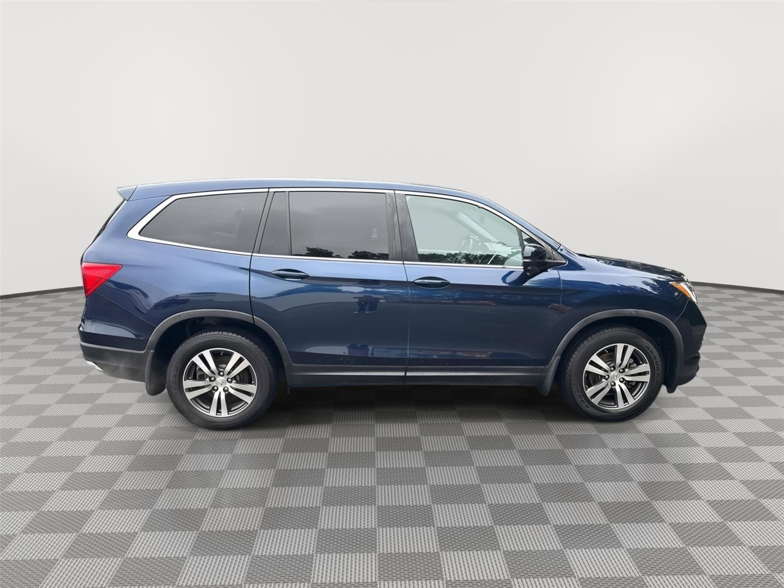 Used 2017 Honda Pilot EX-L image 5