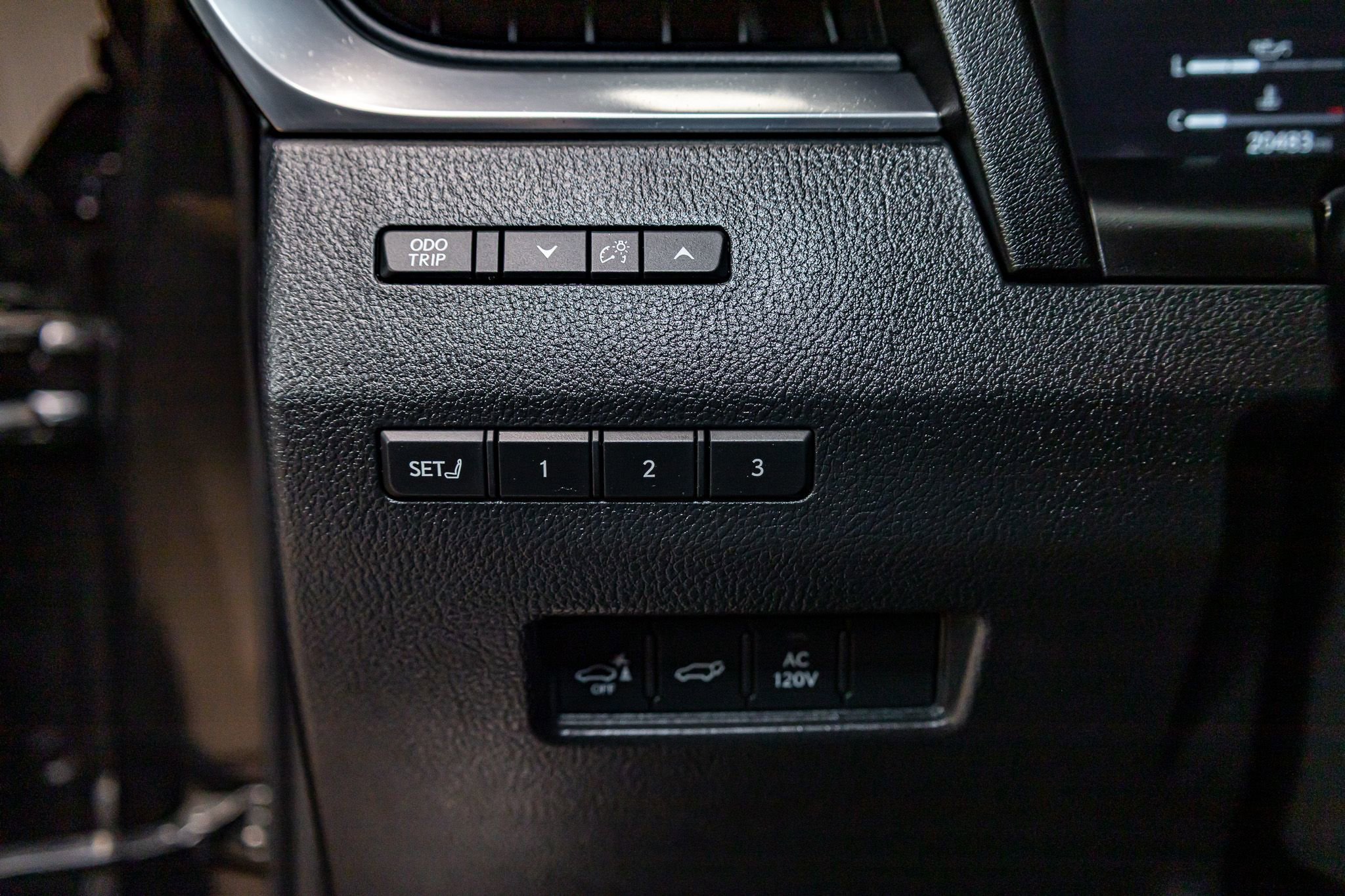 Used 2024 Lexus GX 550 image 16