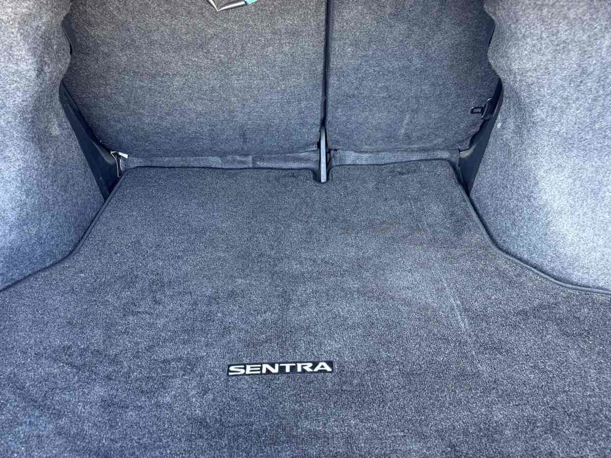 Used 2015 Nissan Sentra SR FWD image 24