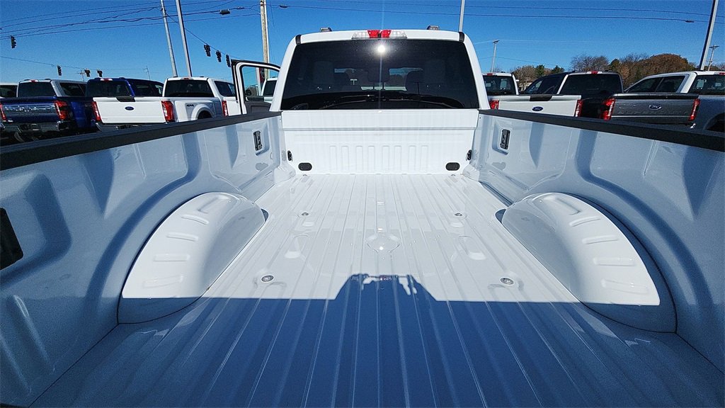 New 2026 Ford F350 XLT w/ XLT Premium Package image 23