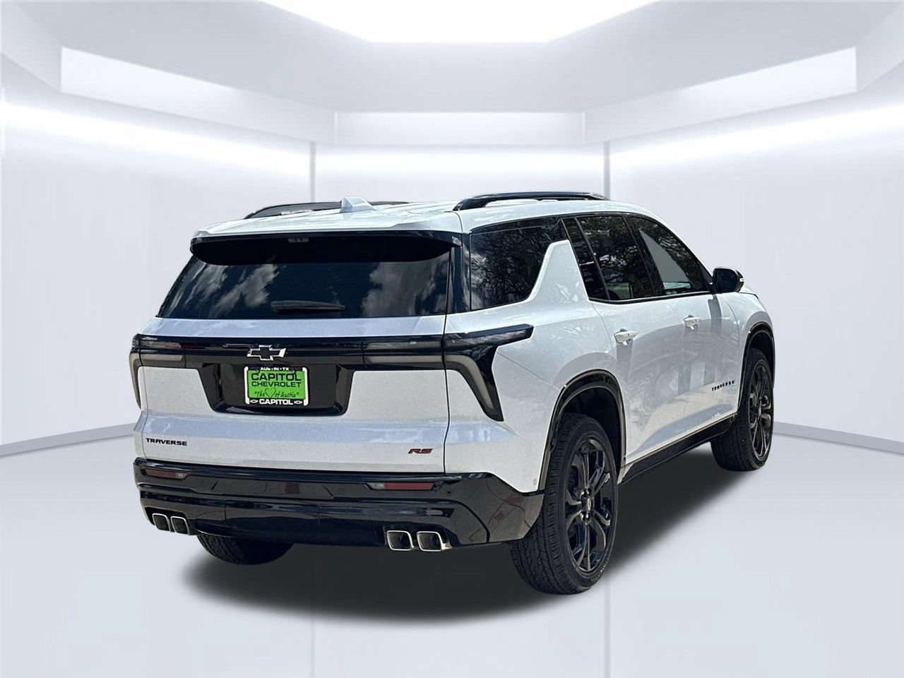 New 2027 Chevrolet Traverse RS FWD image 5