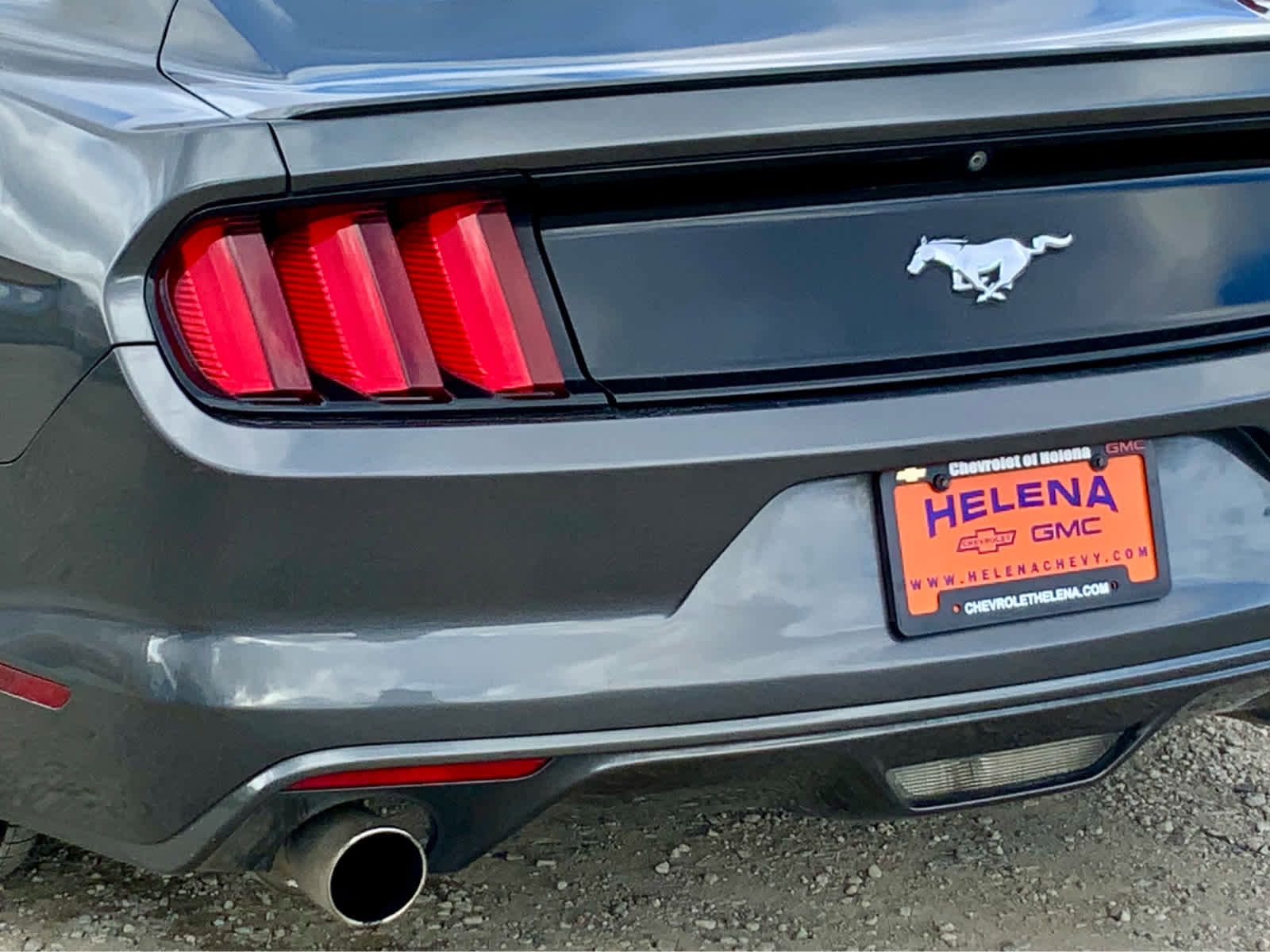 Used 2017 Ford Mustang Coupe image 13