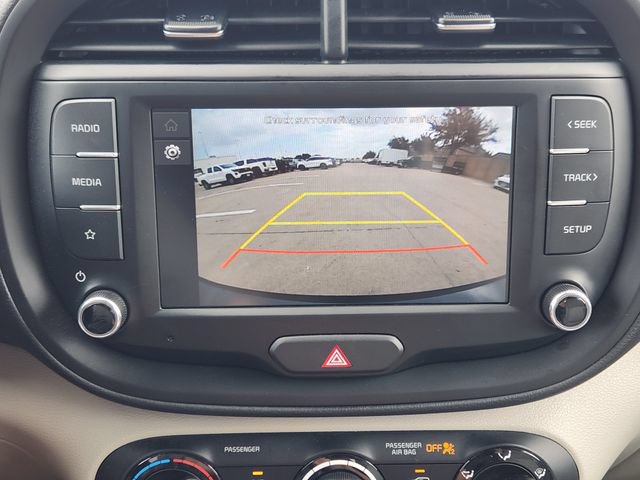 Used 2025 Kia Soul LX w/ LX Technology Package FWD image 6