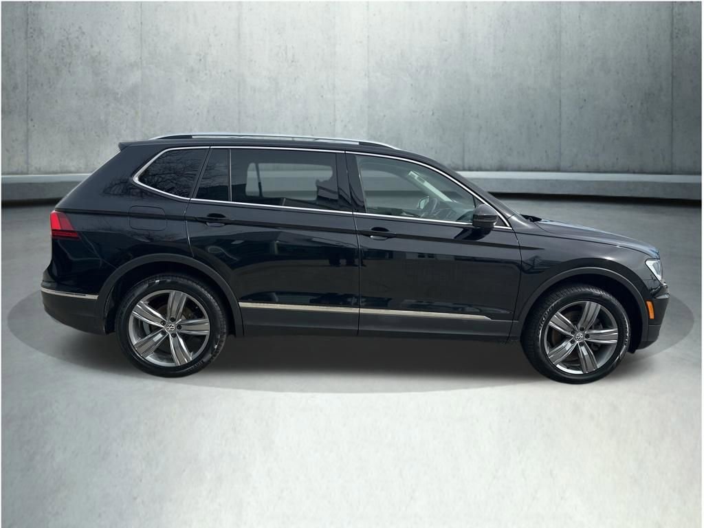 Used 2020 Volkswagen Tiguan SEL AWD/4WD image 6