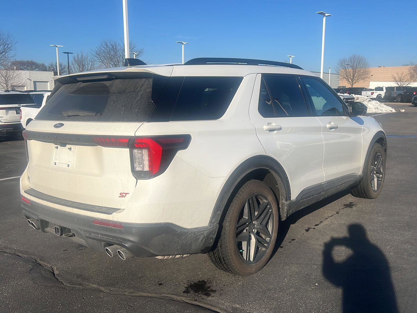 Used 2025 Ford Explorer ST image 6