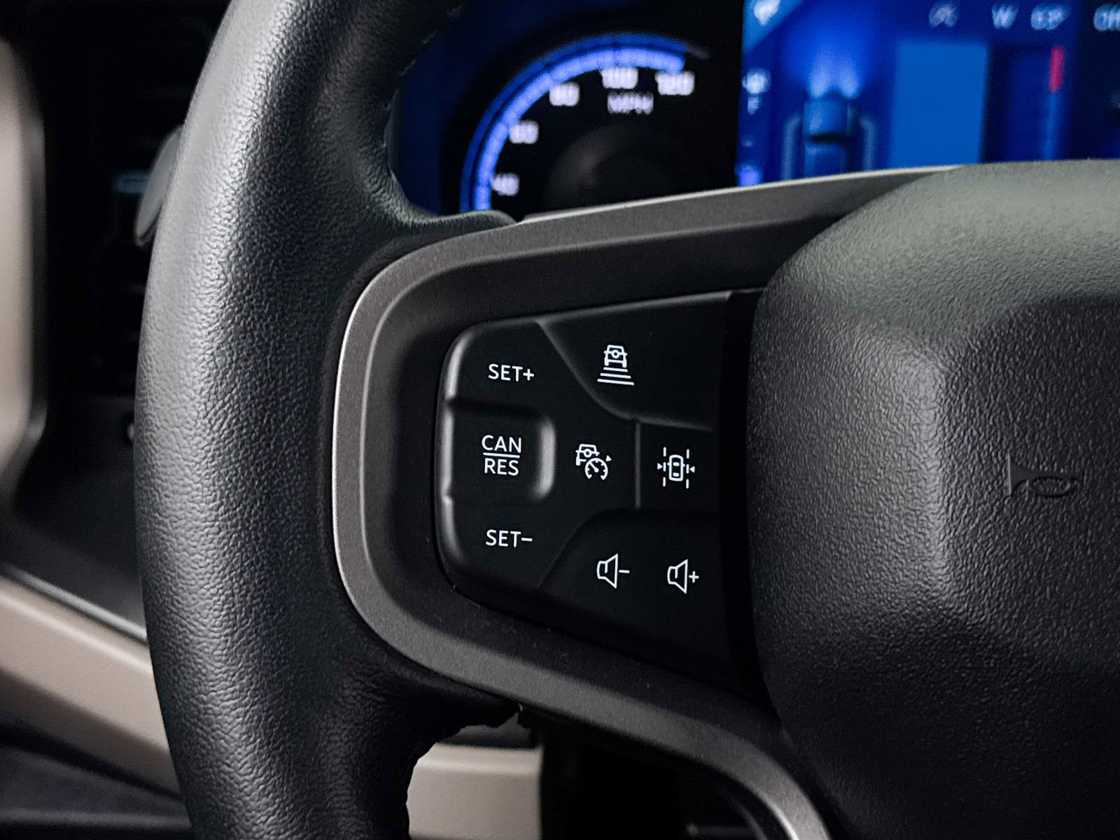 Used 2023 Ford Bronco Wildtrak image 23