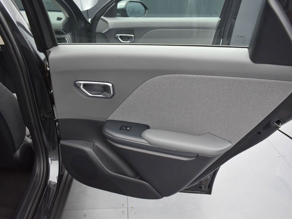 Certified 2025 Kia K4 GT-Line Turbo FWD image 19