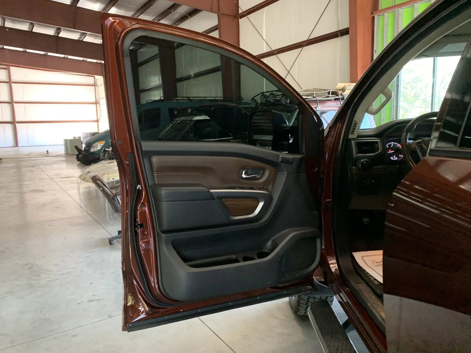 Used 2016 Nissan Titan Platinum Reserve image 13