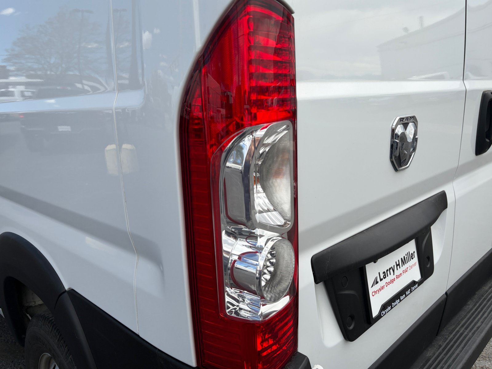 Used 2025 RAM ProMaster 2500 w/ Convenience Group FWD image 20