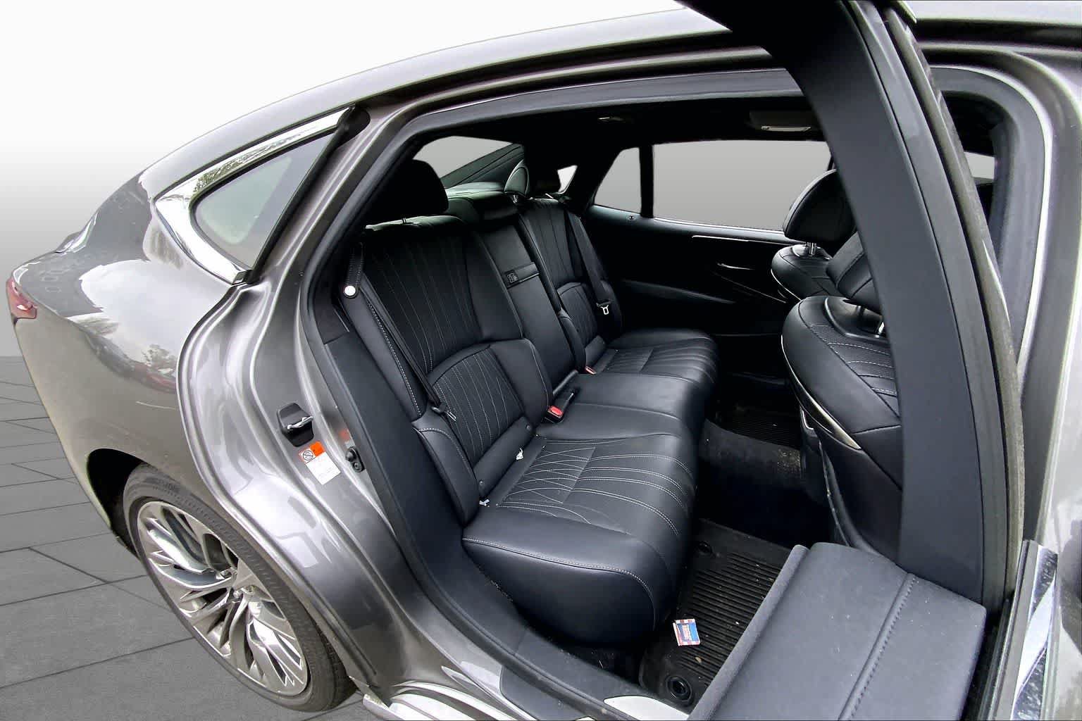 Certified 2023 Lexus LS 500 AWD w/ Interior Upgrade Package image 20