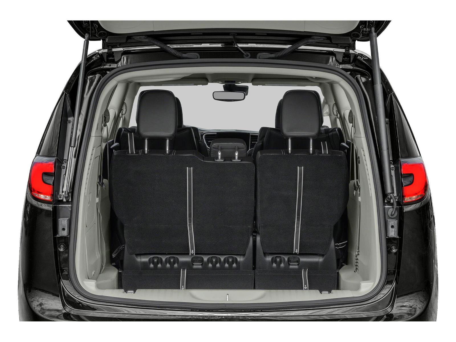 Used 2024 Chrysler Pacifica Select image 13